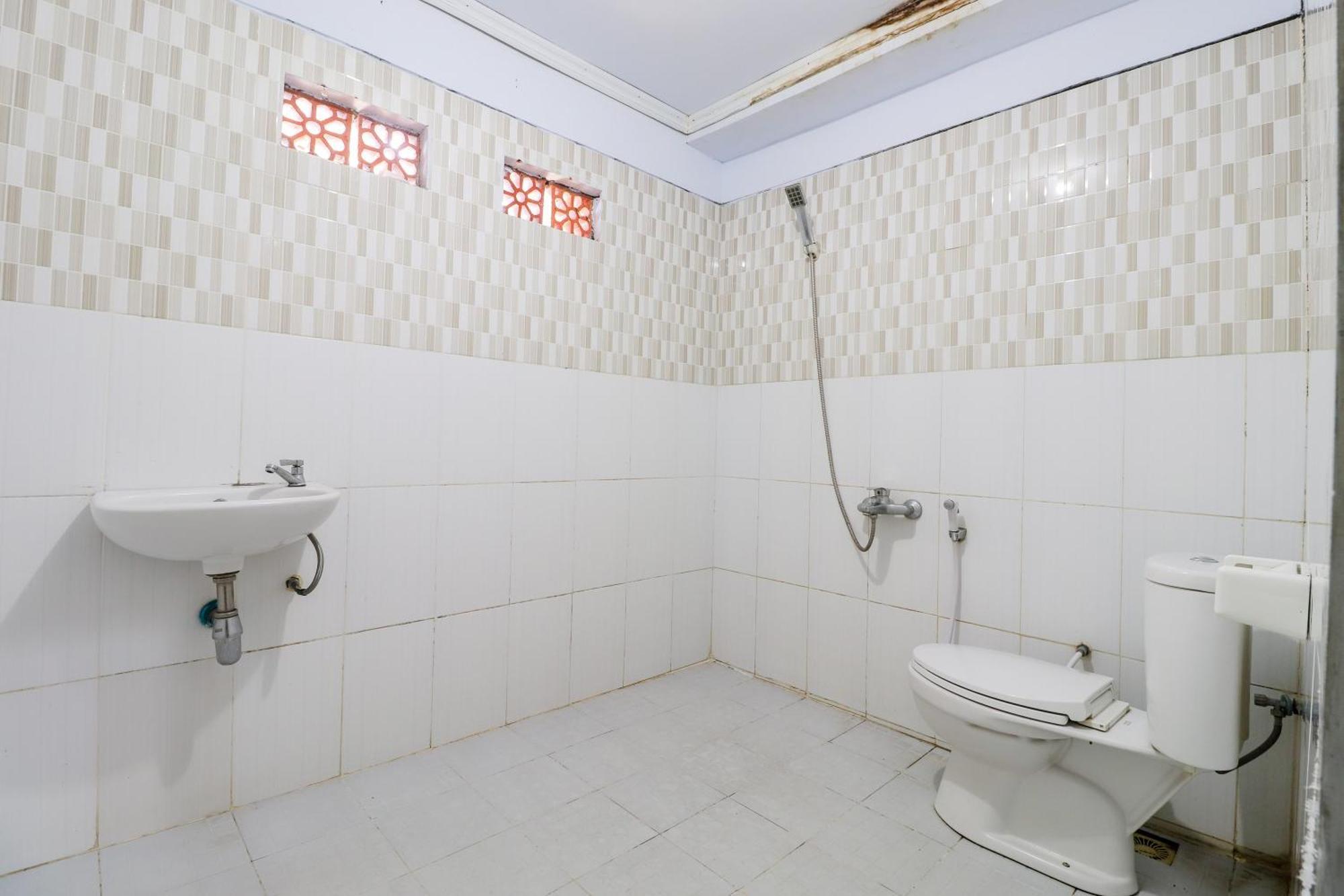Nurudin House Leilighet Magelang Eksteriør bilde