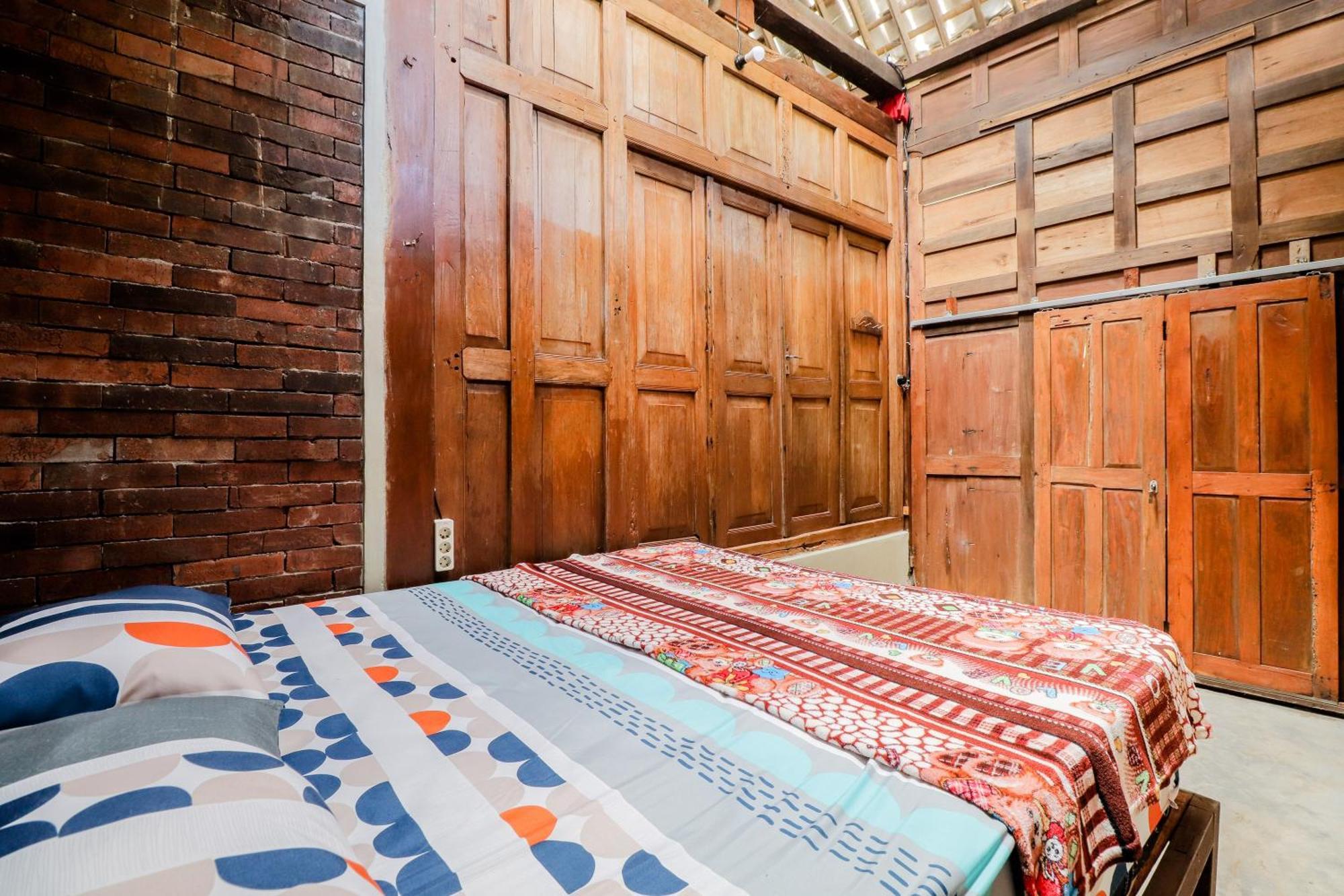 Nurudin House Leilighet Magelang Eksteriør bilde