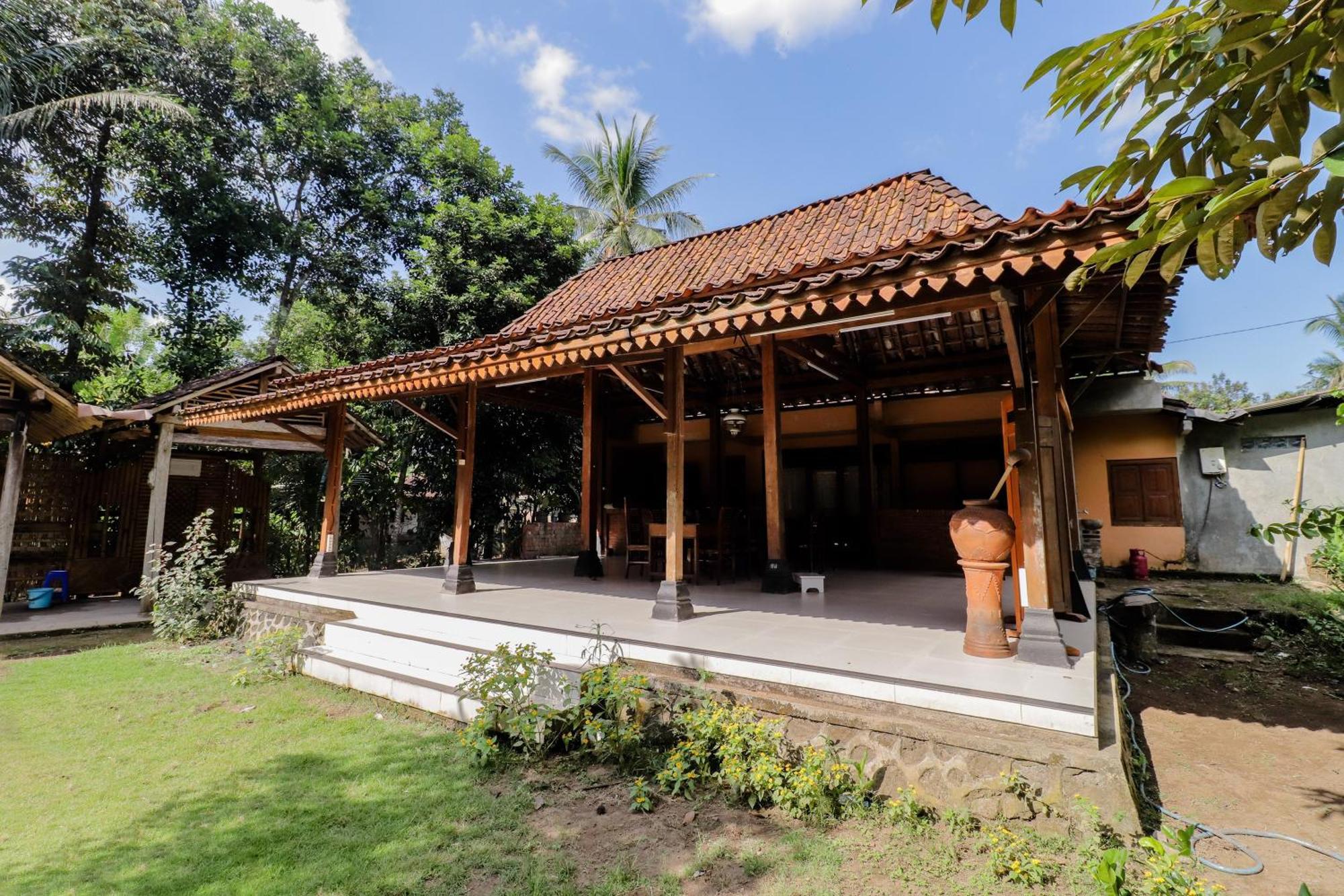 Nurudin House Leilighet Magelang Eksteriør bilde