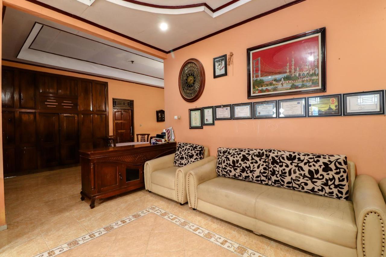 Nurudin House Leilighet Magelang Eksteriør bilde