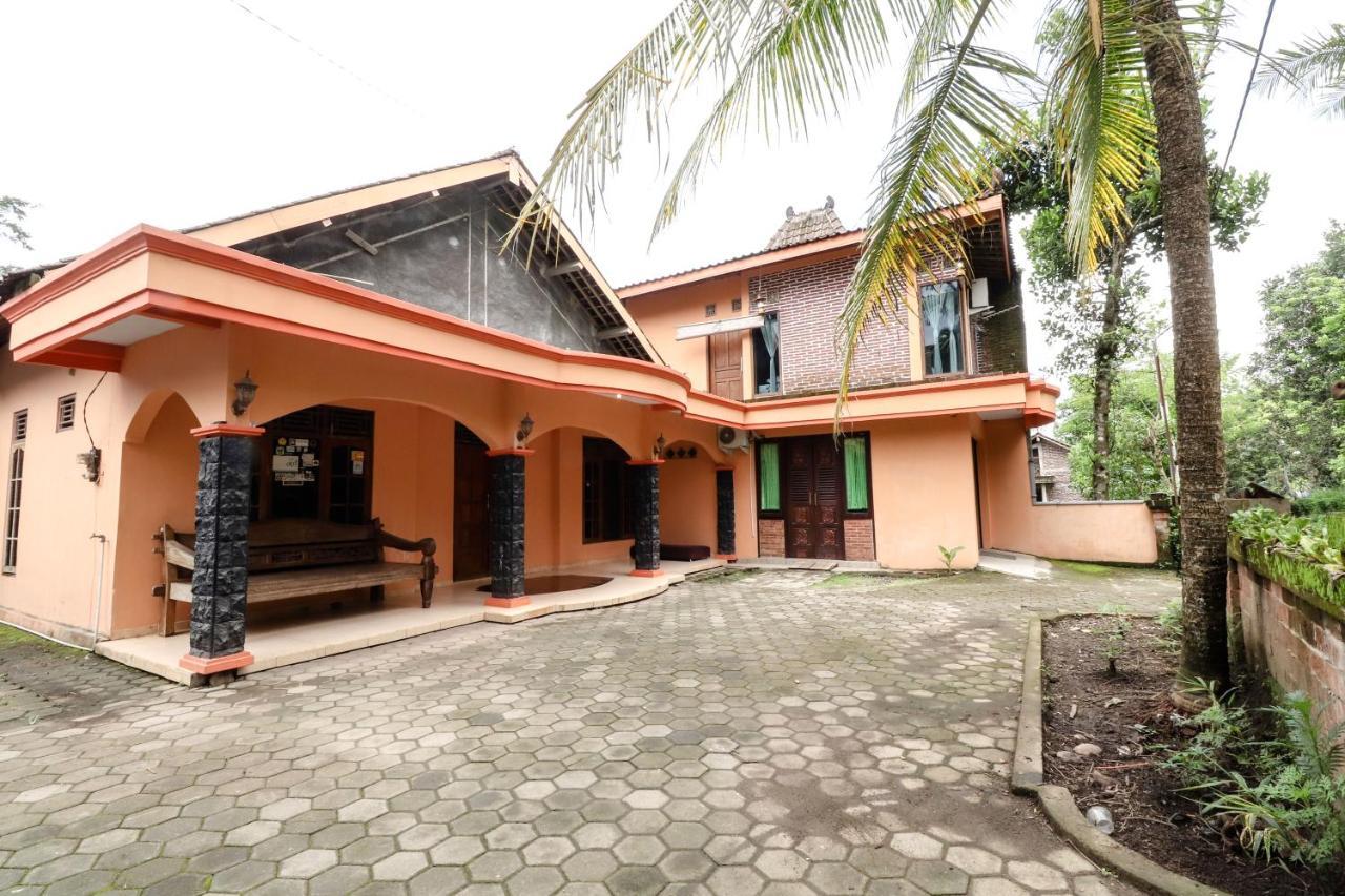 Nurudin House Leilighet Magelang Eksteriør bilde