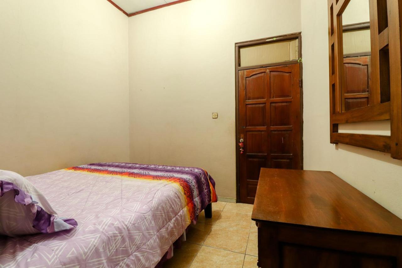 Nurudin House Leilighet Magelang Eksteriør bilde