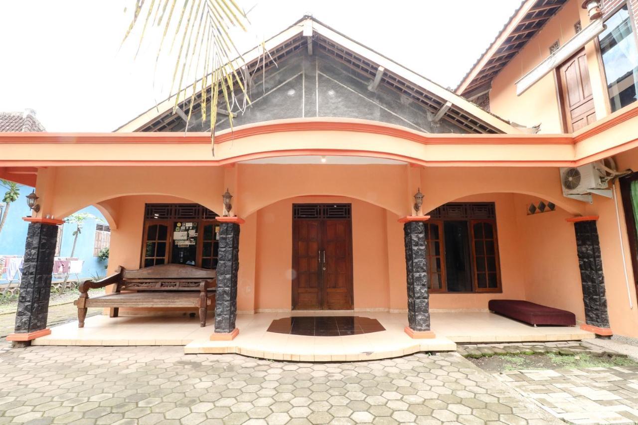 Nurudin House Leilighet Magelang Eksteriør bilde